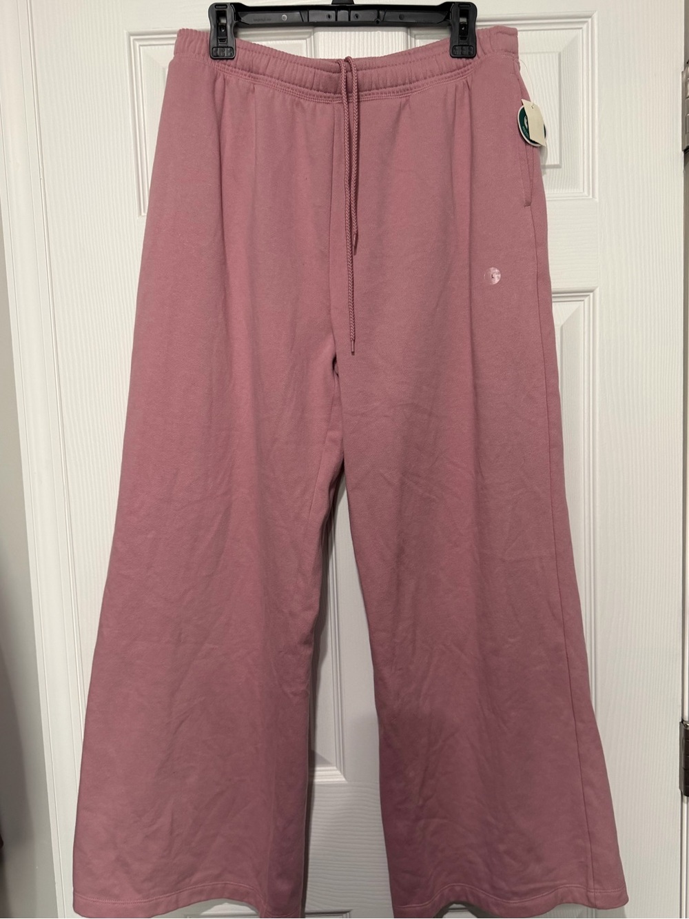 Aeropostale Wide Leg Pink Sweatpants